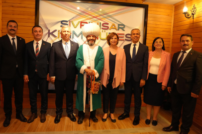 Ayşe Ünlüce ve Mansur Yavaş Sivrihisar'da