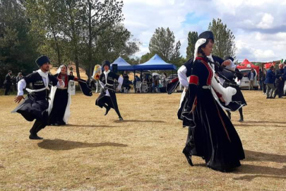 Geleneksel Azhvala Şenliğine Büyük İlgi