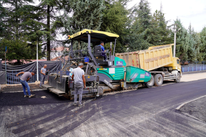 Tepebaşı Yol ve Kaldırım Çalışmalarına Devam Ediyor