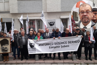 Atatürkçü Düşünce Derneği Teğmenlerimizin Yanındadır!