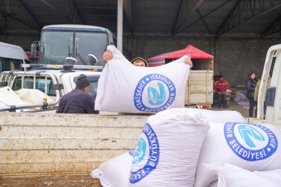 Çiftelerli Yetiştiricilere Yem Desteği