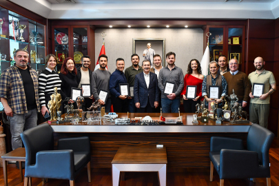 Gönüllü Eğitmenlerden Başkan Ataç'a Ziyaret