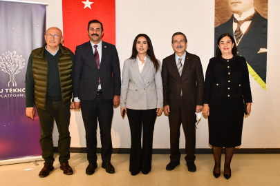 Yapay Zekanın Siyasete Etkileri Konuşuldu
