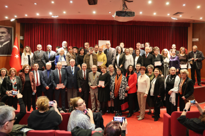 Başkan Ünlüce'ye Eskişehir Sanat Ödülü