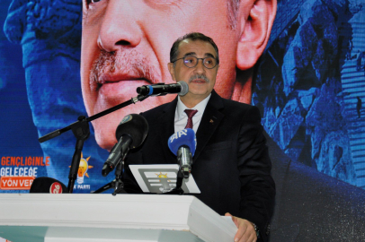Milletvekili Dönmez'den Çalışan Gazeteciler Günü Mesajı