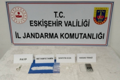 Eskişehir'e Uyuşturucu Sokmaya Çalışırken Yakalandı