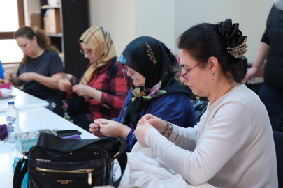 Odunpazarı Belediyesi’nden Kadınlara İğne Oyası Atölyesi