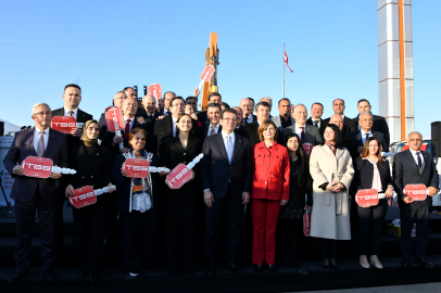 TBB'den 34 Belediyeye Hibe Hizmet Aracı