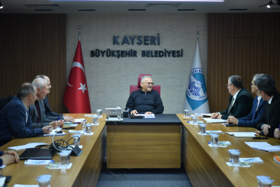 Başkan Büyükkılıç'tan "2025 Yılı Yatırım" Zirvesi