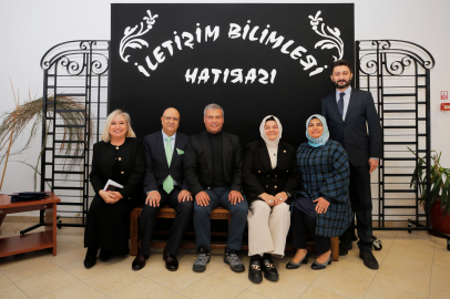 Rektör Adıgüzel İBF Mezunlar Buluşmasına Katıldı