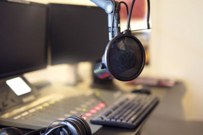Radyo A 27. Yaşını Kutluyor!