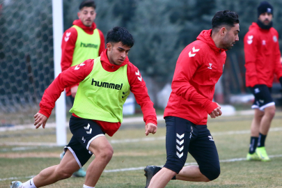 Eskişehirspor Fuzul Ömeranlıspor Maçı Hazırlıklarına Başladı