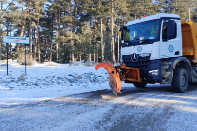 Büyükşehir'den Kırsalda Kar Mesaisi