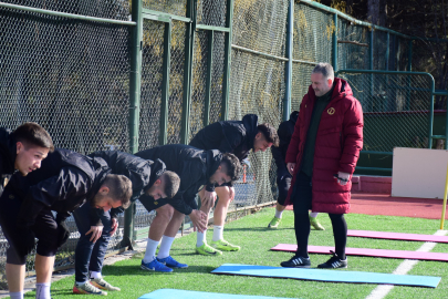 Anadolu Üniversitesi Kemerkent Bulvarspor Maçına Hazırlanıyor