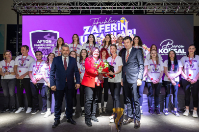 Zaferin Şehri Afyon, Zaferin Sultanları’nı Kutladı