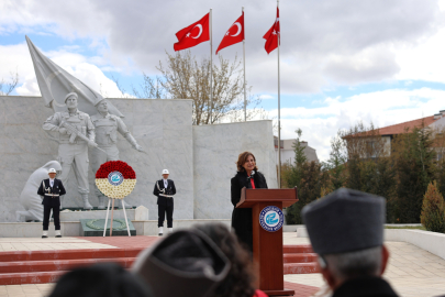 Hem Şehitlerimize Hem Gazilerimize Çok Şey Borçluyuz