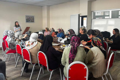 Kadınlar Hakları Konusunda Bilgilendirildi