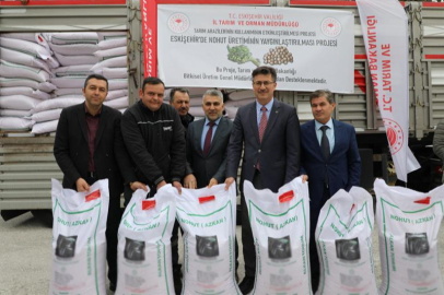 Sivrihisarlı Çiftçilere Yüzde 50 Hibeli Nohut Tohumluğu
