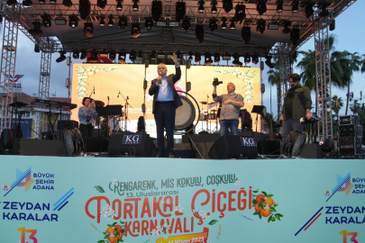 13. Uluslararası Adana Portakal Çiçeği Karnavalı Sürüyor