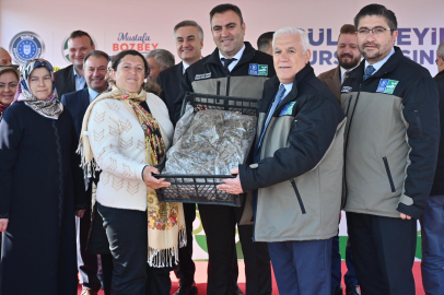 Bursalı Çiftçilere 1 Milyon 222 Bin adet Çilek Fidesi