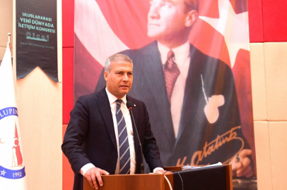 Bizlere Düşen Görev Dönüşüme Yol Gösterici Olmaktır