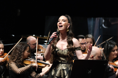 "Senfonik Zamansız Şarkılar" Konserine Büyük İlgi