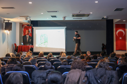 Büyükşehir Personeline “En İyi Narkotik Polisi: Anne” Eğitimi