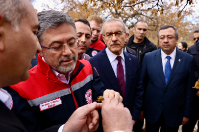 Bakan Yumaklı Zirai Dondan Etkilenen Malatya'da