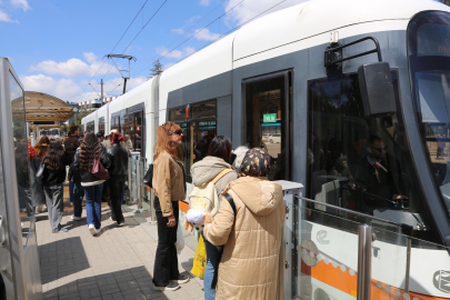 Türkiye'nin En Ucuz Öğrenci Abonman Kartı Eskişehir'de