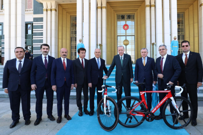 Bisiklet Sporuna Güçlü Destek