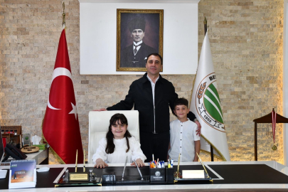 Başkan Karabacak Çocukları Ağırladı