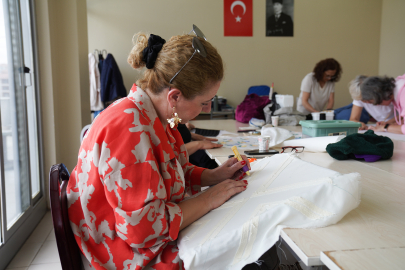 Hem Sosyalleşiyorlar Hem Öğreniyorlar