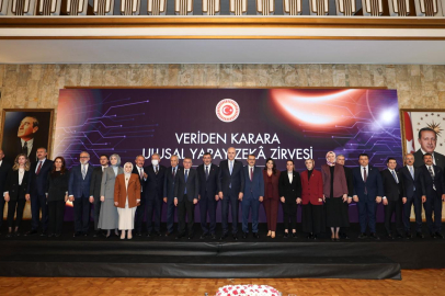 TBMM’de “Veriden Karara Ulusal Yapay Zekâ Zirvesi” Gerçekleştirildi