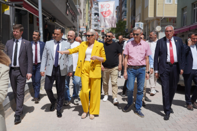 Başkan Subaşı Yayalaştırma Projesi İle İlgili Esnafı Dinledi