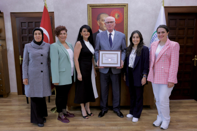 Odunpazarı Belediyesi'ne "Sağlığı Geliştiren Belediye Belgesi"