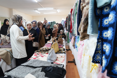 El Emeği Ürünlerin Yer Aldığı Yılsonu Sergisi Açıldı