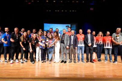 2025 Anadolu Üniversitesi Spor Ödülleri Sahiplerini Buldu