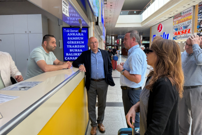 CHP’li Çakırözer Eskişehir Otogarı’nda Dert Dinledi