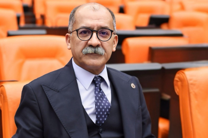 Bu Halk Korkmaz, Biz Susmayız, CHP Geri Adım Atmaz!