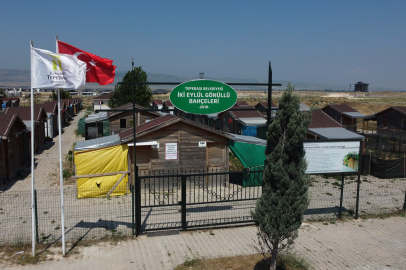 Gönüllü Bahçeleri Vatandaşları Toprakla Buluşturmaya Devam Ediyor