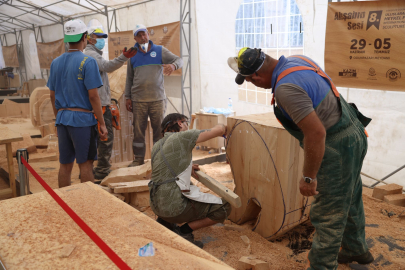 Ahşap Heykel Festivali Coşkuyla Başladı