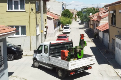 Tepebaşı'nda İlaçlama Çalışmaları Sürüyor