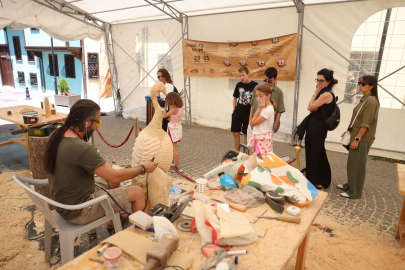 Ahşap Heykel Festivali Devam Ediyor