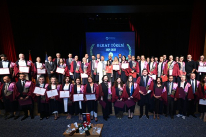 Yeni Profesörler ve Doçentler Beratlarını Aldı