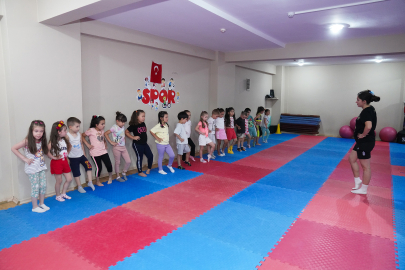 Çocuklar İçin Düzenlenen Yaz Kursları Dolup Taşıyor