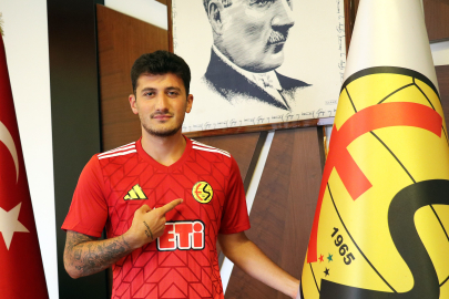 Ozan İsmail Koç Eskişehirspor'da