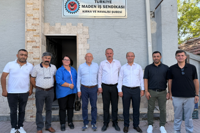 CHP’li Çakırözer’den Grevleri Yasaklanan Maden İşçilerine Ziyaret