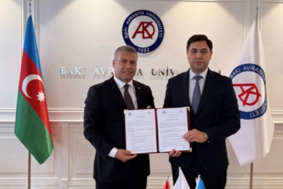 Prof. Dr. Adıgüzel’in Uluslararası Eğitim Hamlesi Azerbaycan’da