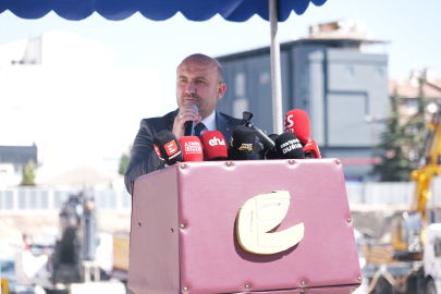 Albayrak: ''Elimizi Taşın Altına Koymaktan Asla Kaçınmadık'' 