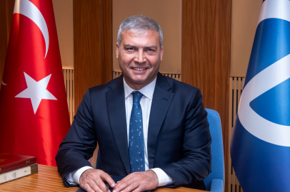 Rektör Adıgüzel’den Yeni Öğrencilere Hoş Geldin Mesajı